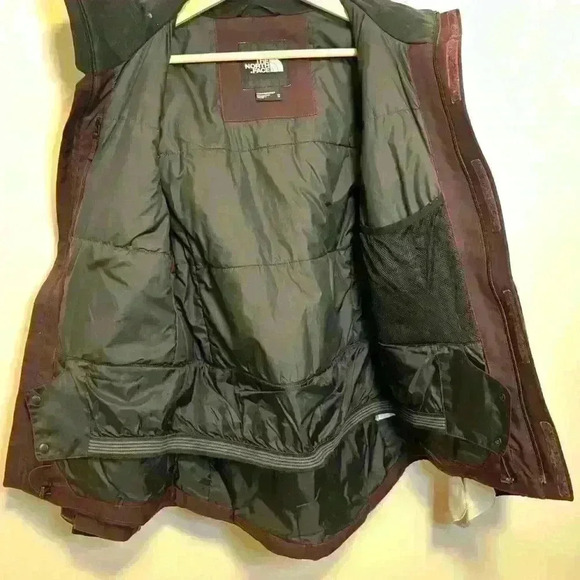 The  North Face | Women’s Freedom Insulated Jacket | Size: XS - Picture 14 of 14